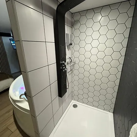 Tiny Apartment Langres